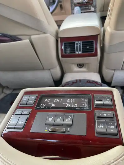 لكزس LS460 26