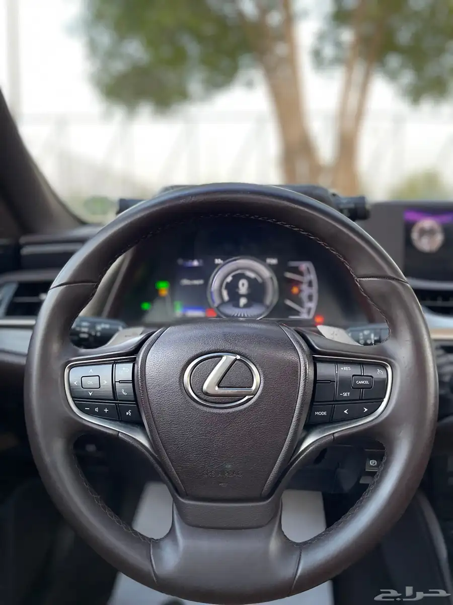 لكزسES300h-2020(ممشي87الف) 15