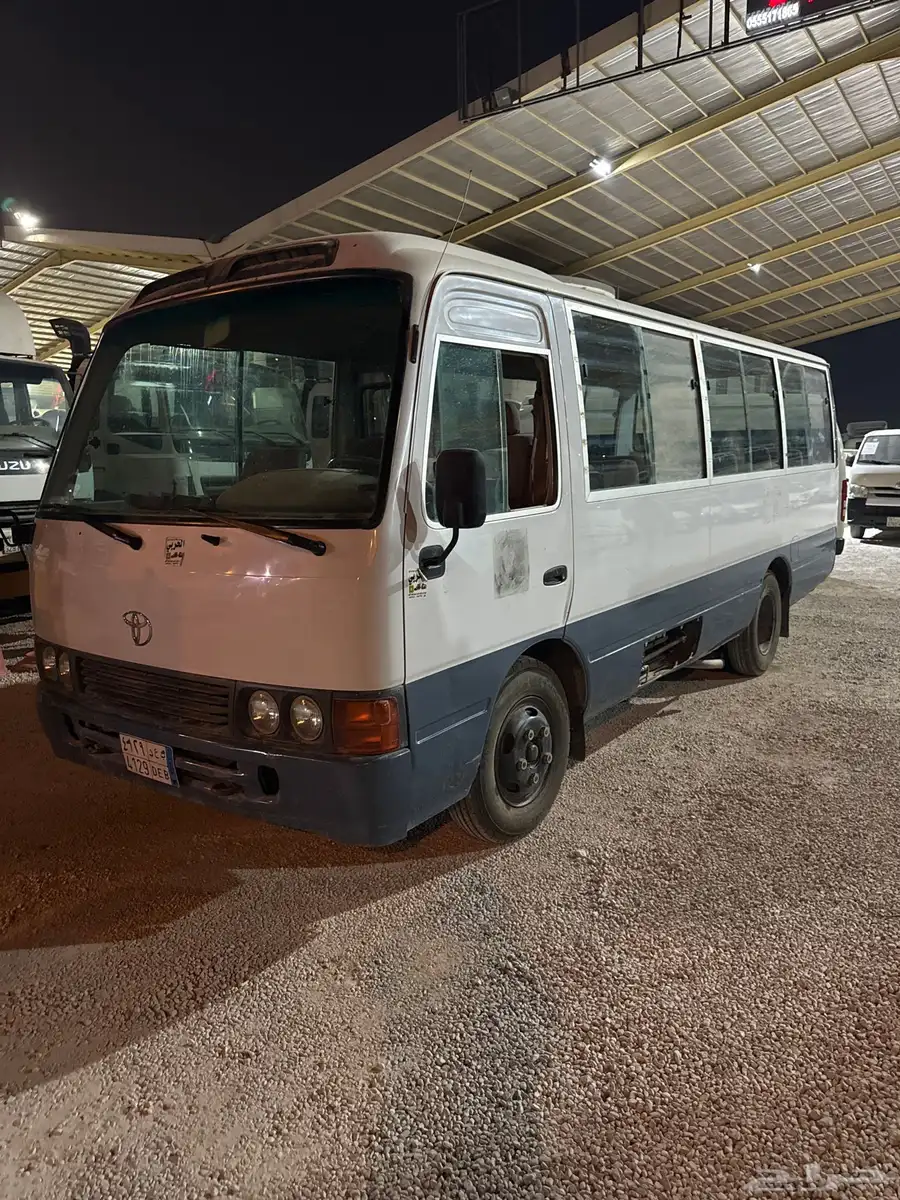 باص كوستر تويوتا 95 بنزين 25 راكب ممشى 140 الف 1