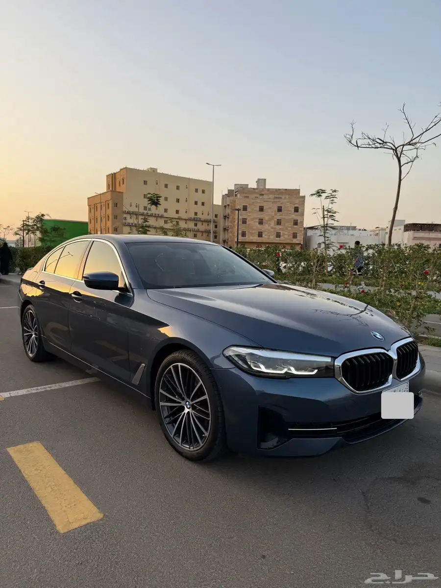 bmw520i فل كامل 2023 وكالة عداد (46000) البيع (145000) index