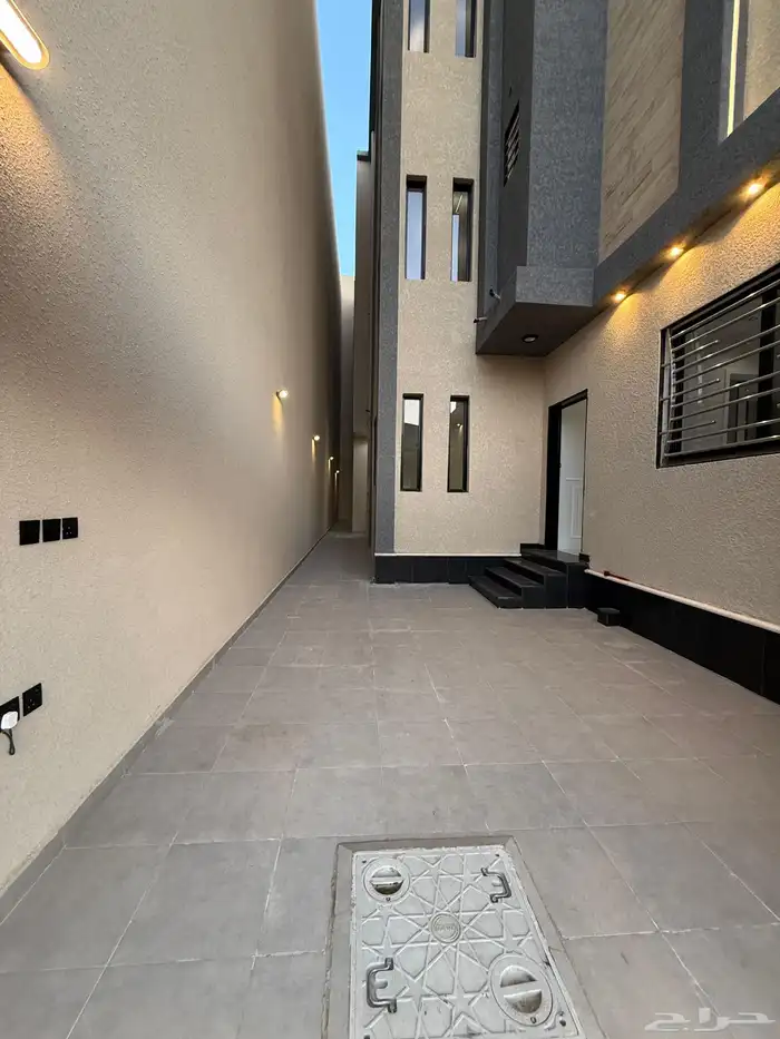للبيع شقق وادوار في مخطط الراجحي والإسكان مكتمل الخدمات 3