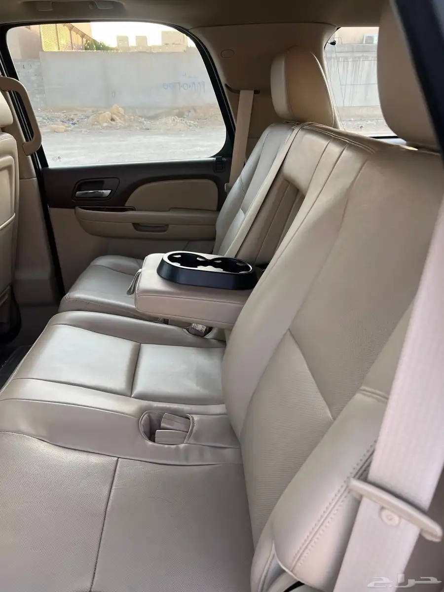 للبيع تاهو LTZ فل كامل دبل 2013 سعودي وكاله فتحه لؤلؤي 44