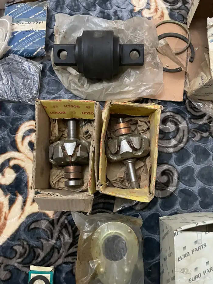 قطع غيار الماني مرسيدس البي وبوز24 15