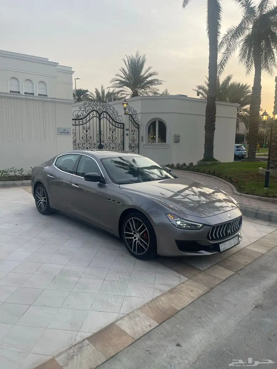 مازيراتي 2020 Maserati Ghibli باقي ع ضمان الشركة مخزنة 36