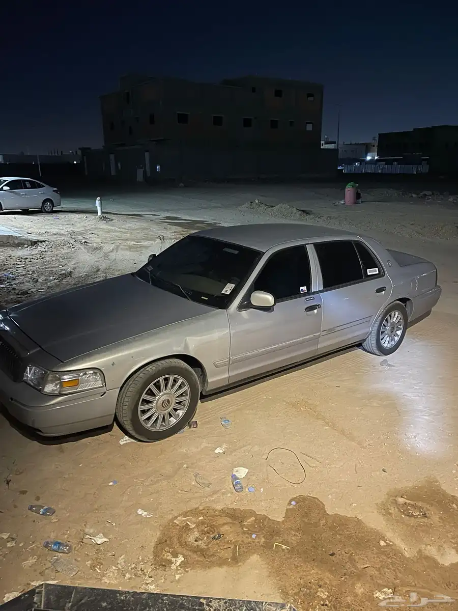 فورد ماركيز 2010 6