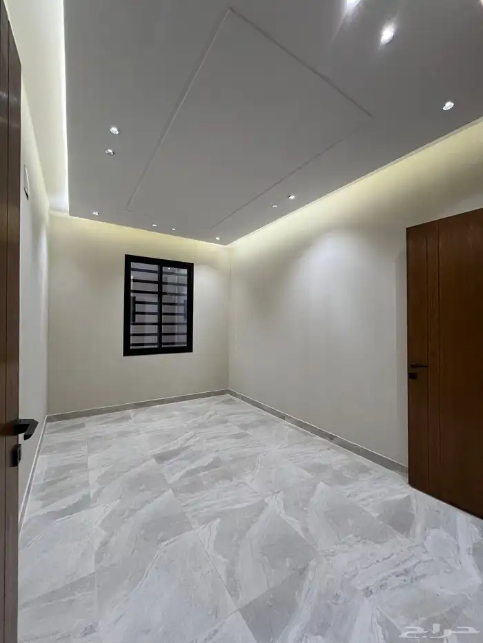 للبيع شقق 6 غرف بسطح مصعد شغال البديع (ابها) vip 6