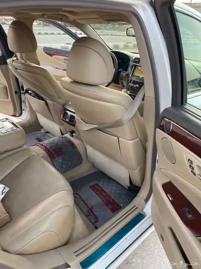 لكزس LS460 23
