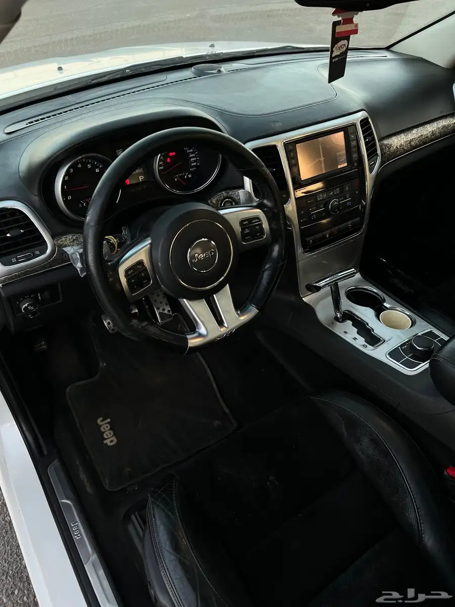 جيب شيروكي SRT 2013 24