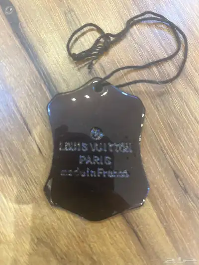 شنطة Louis Vuitton اصلية مع كرت الوكاله غير مستعمله 0