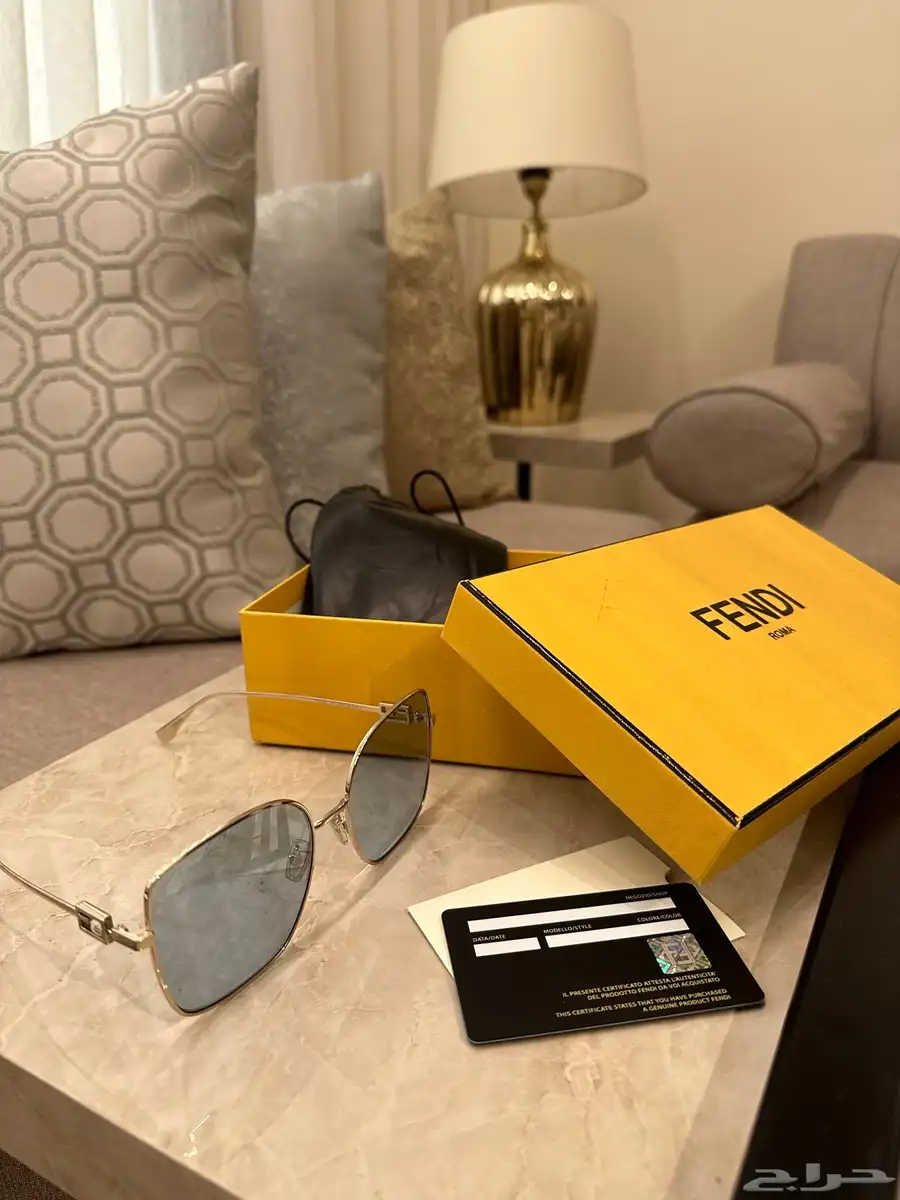 نظارة FENDI index