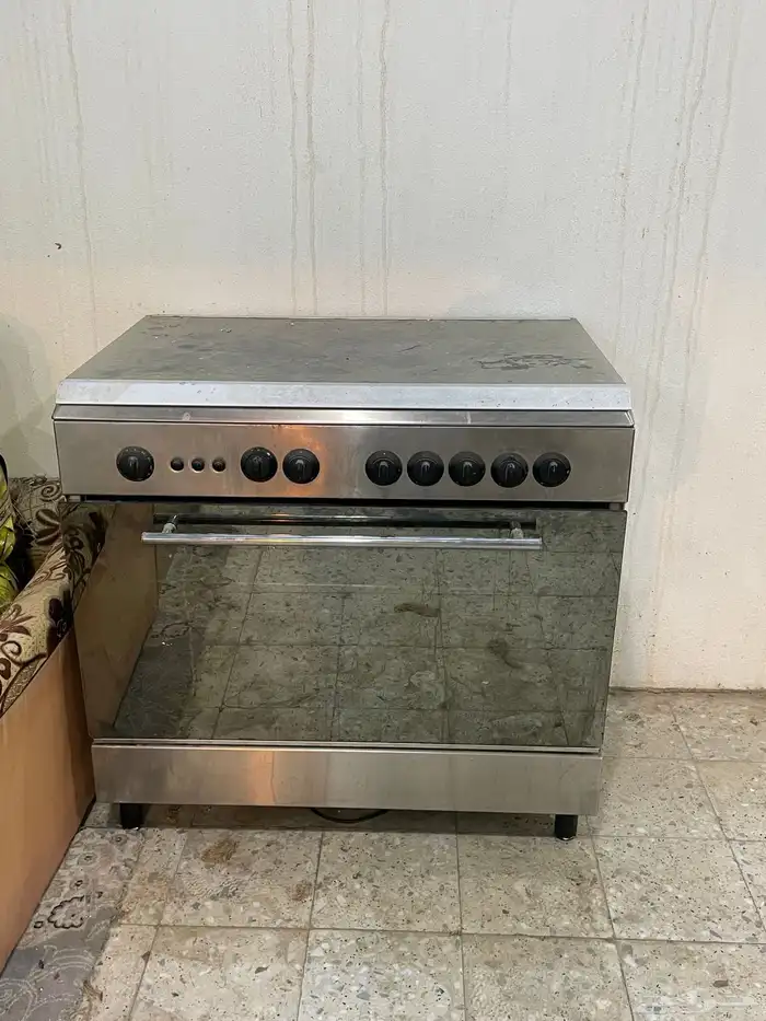 فرن للبيع نظيف 0