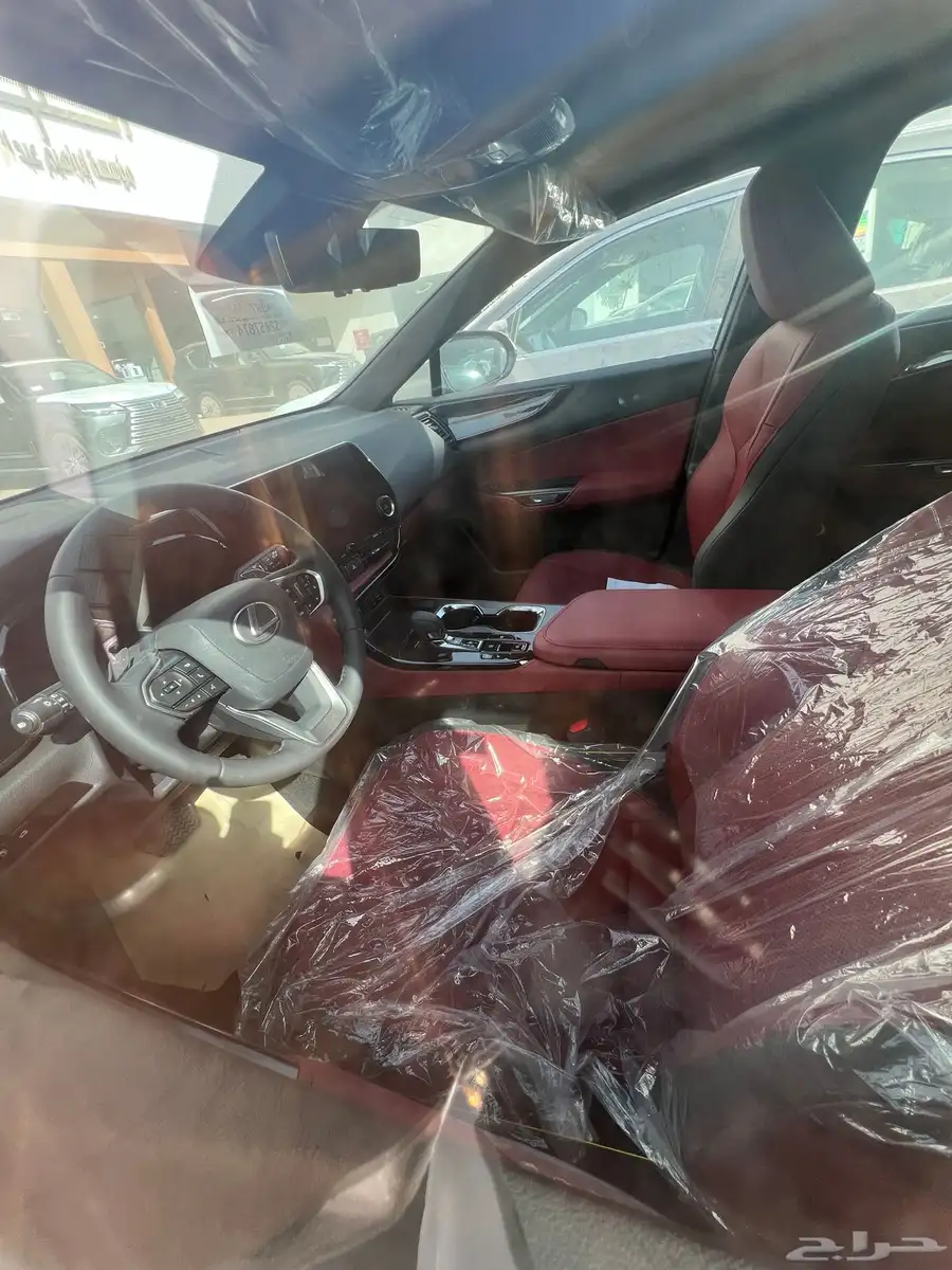 لكزس NX350 هيبرد 2025 1
