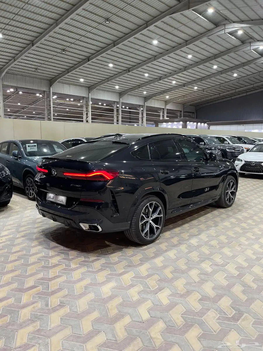 بي ام دبليو X6 kit m سعودي 2023 ضمان-صيانه 4