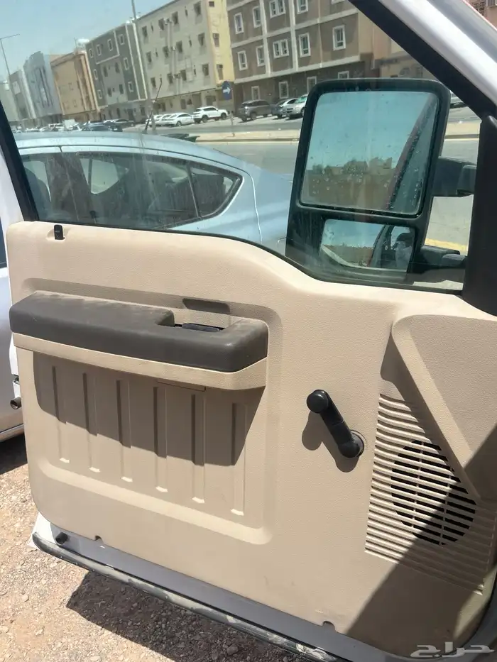 وانيت فورد ستيك بدي F550 7