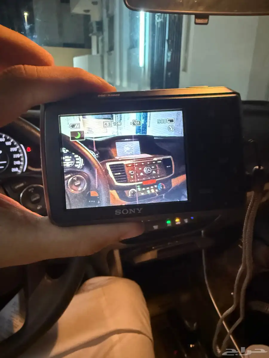 كاميرا sony cyber-shot فينتج 4