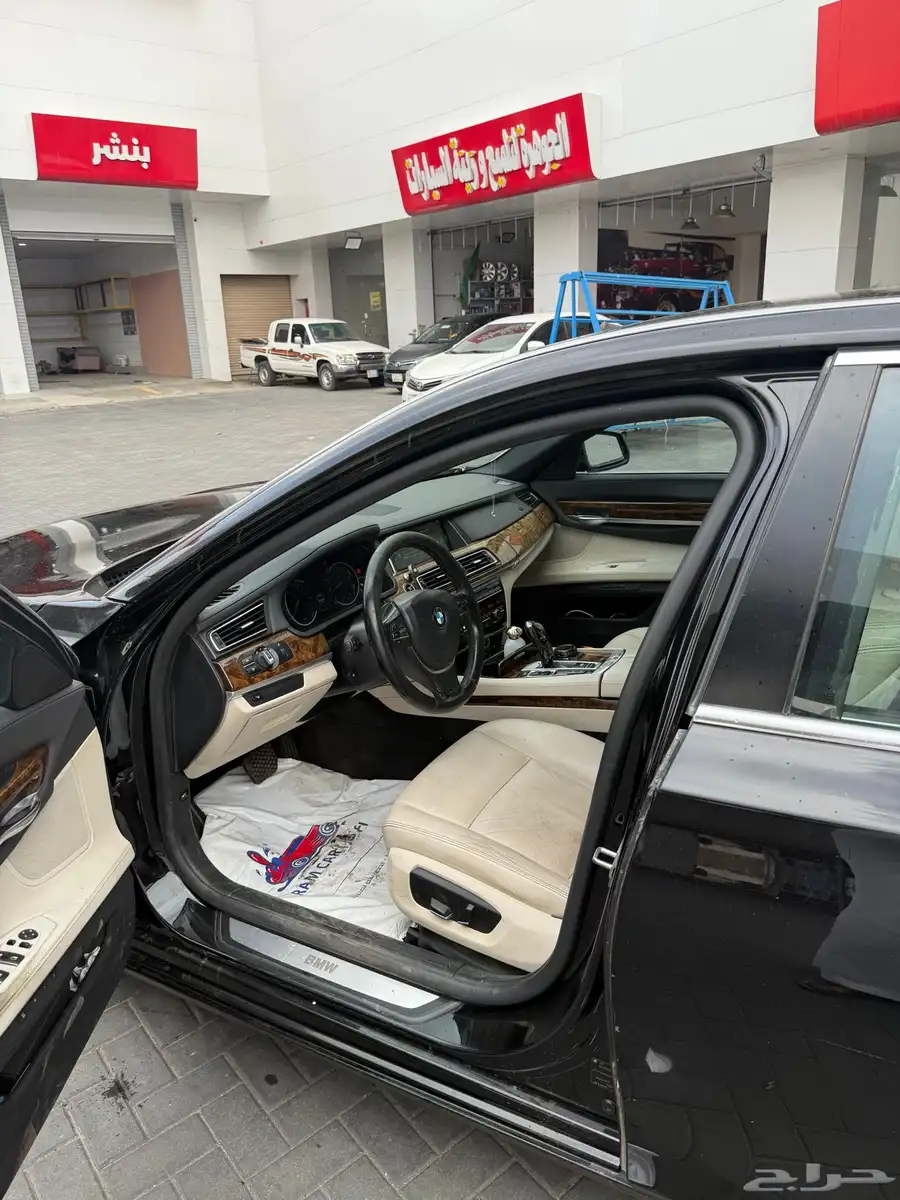 بي ام دبليو 730 11