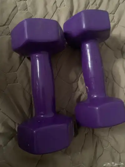 اثقال 4kg ب حاله ممتازه مجموع الوزن8k 0