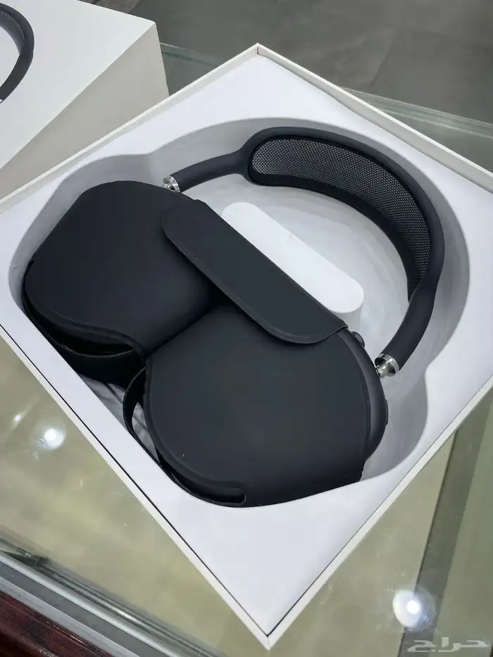 للبيع سماعة AirPods Max   اللون الأسود 2