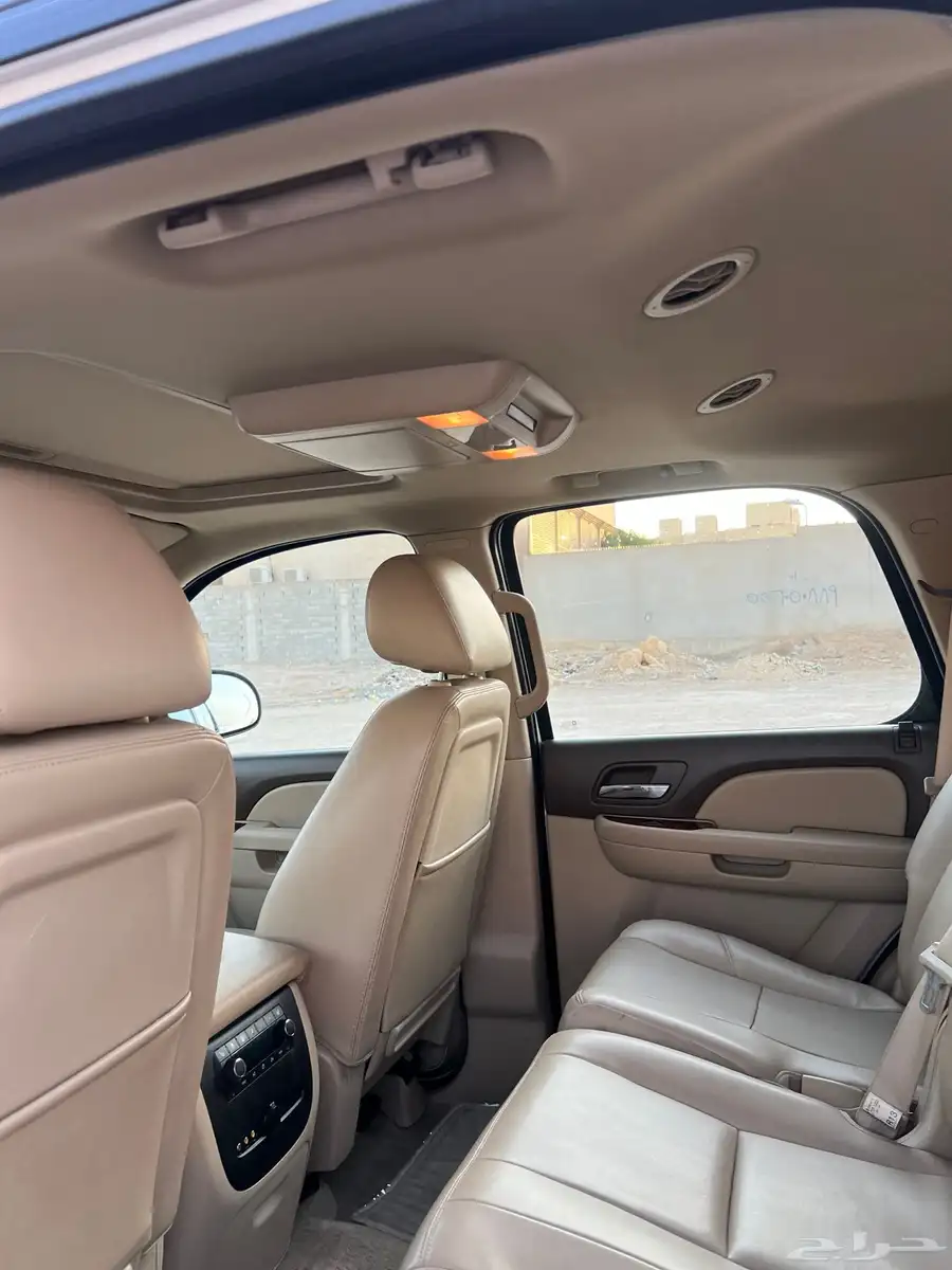 للبيع تاهو LTZ فل كامل دبل 2013 سعودي وكاله فتحه لؤلؤي 46