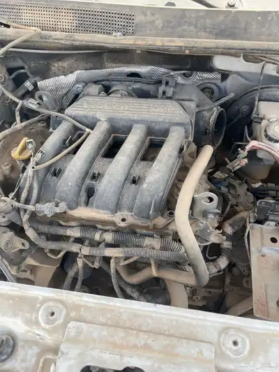 رينو سيمبل قطع غيار 3