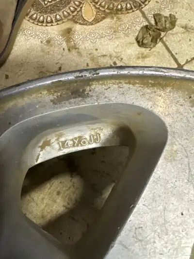 جنط كامري من 98 إلى 2002 4