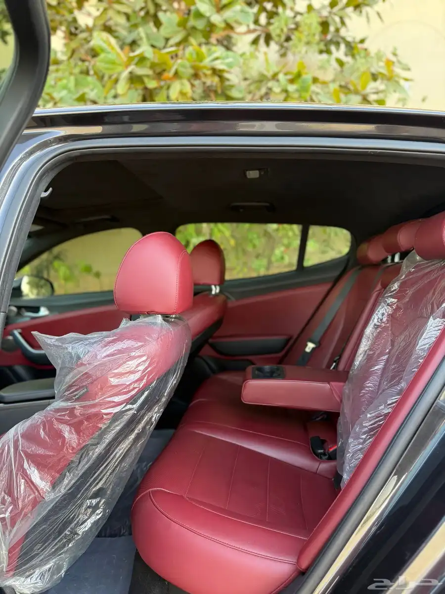 كيا ستينجر GT V6 2020 13