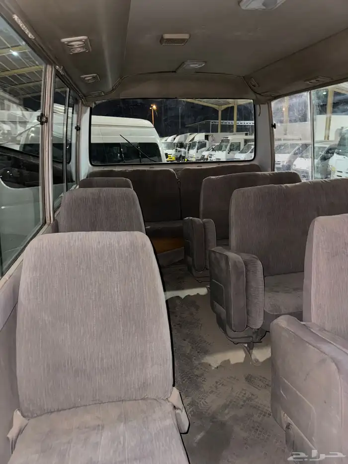 باص كوستر تويوتا 95 بنزين 25 راكب ممشى 140 الف 7