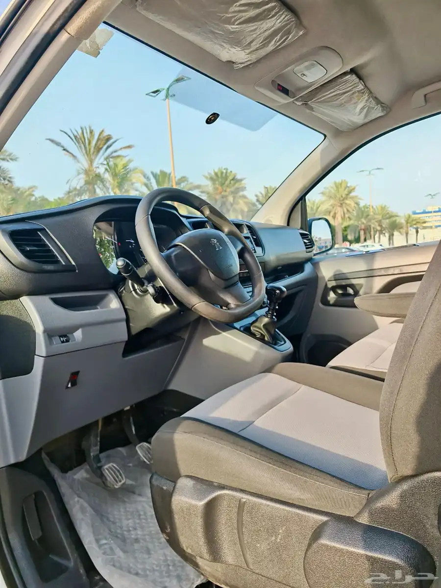 باص فان بيجو اكسبيرت ديزل بضاعه و ركاب ثلاجة 2018 37