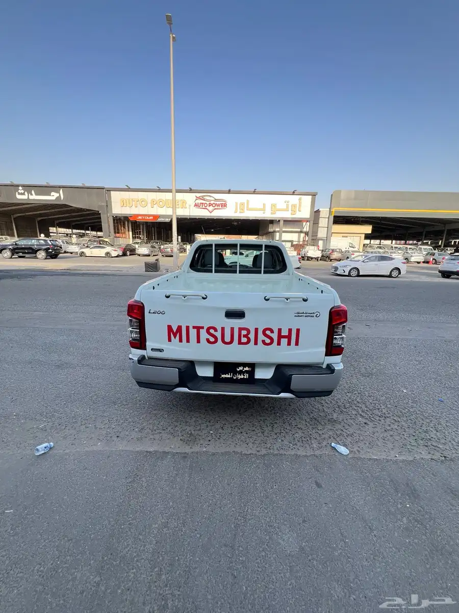 ميتسوبيشي 2022 غمارتين بنزين عادي L200 11