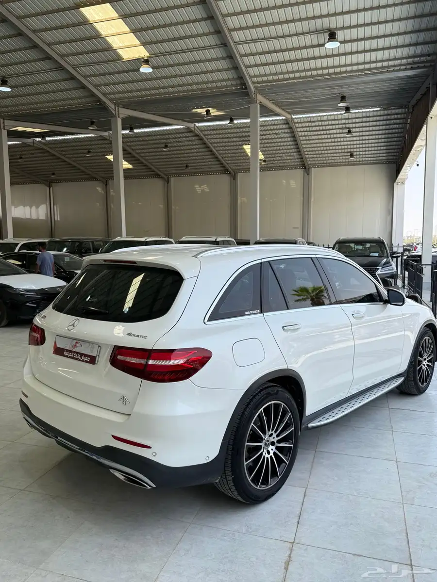 مرسيدس GLC.300 فل كامل 2017 4