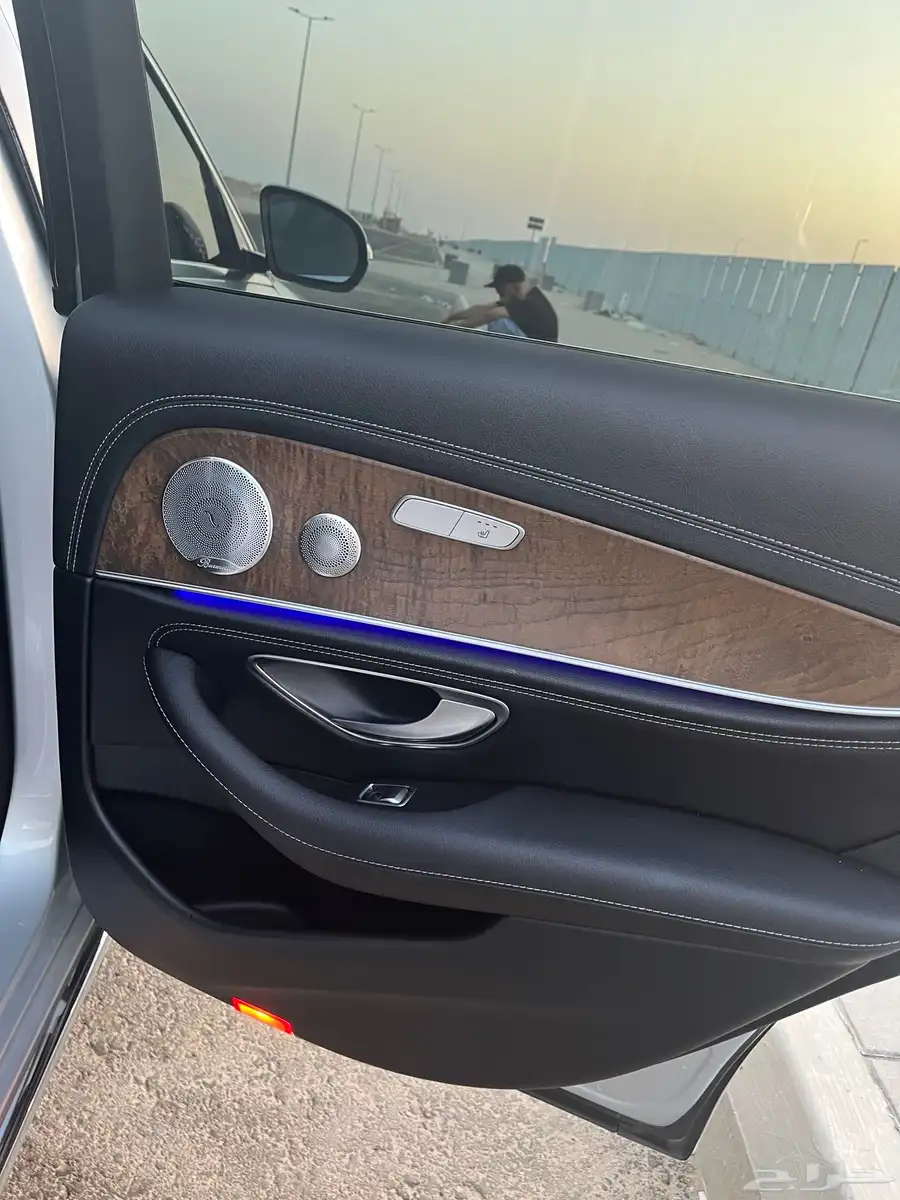 مرسيدس E400 بطاقة جمركية ممشى قليل 10