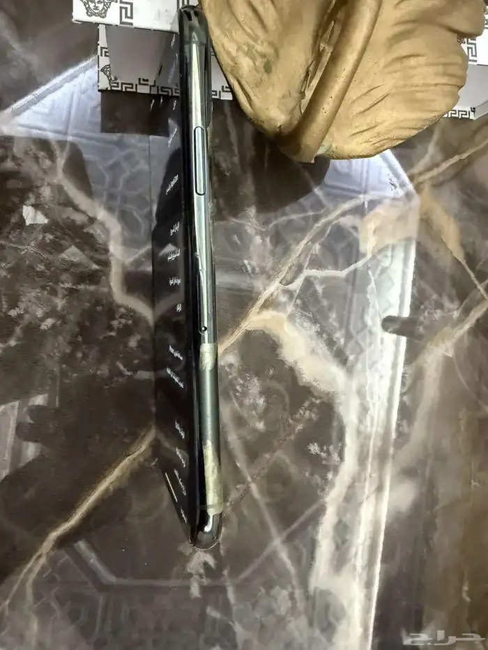 للبيع ايفون 11 برو نظيف 1
