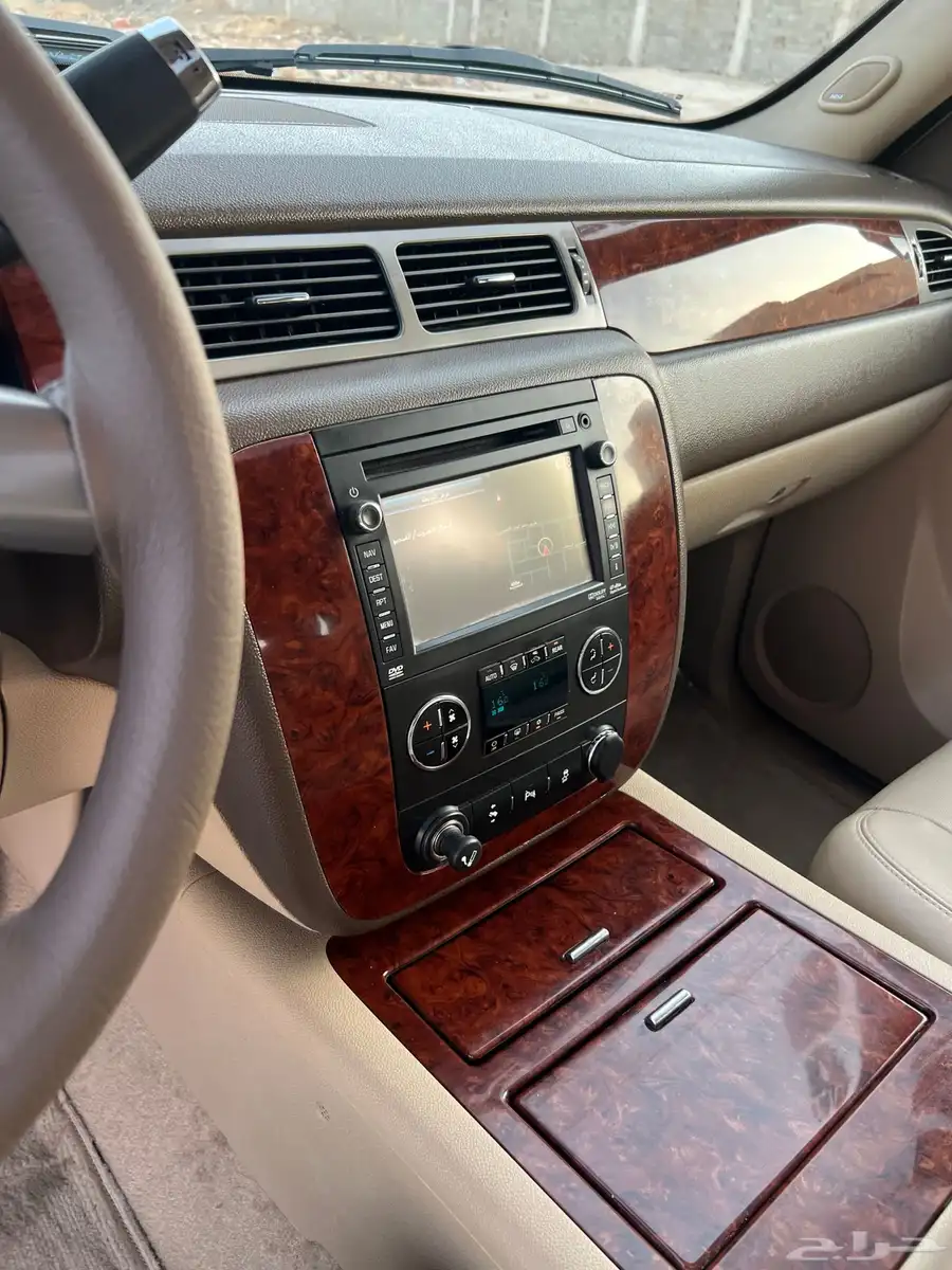 للبيع تاهو LTZ فل كامل دبل 2013 سعودي وكاله فتحه لؤلؤي 25
