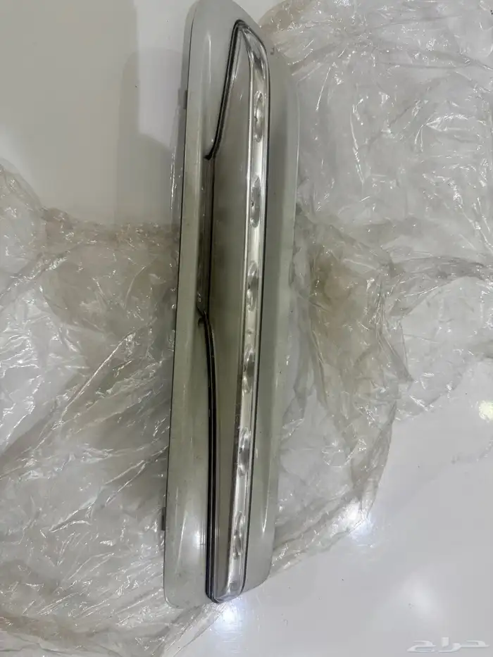 اسطب رفرف يمين كابريس 3