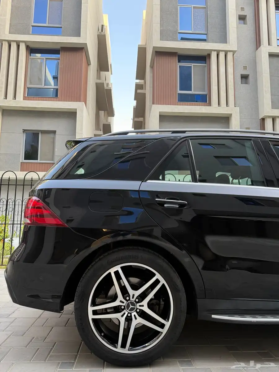Mercedes GLE 500 AMG kit مخزن 2016 11