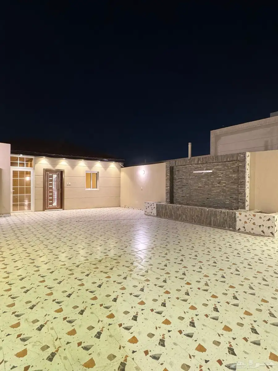 شقق تمليك موقع مميز وسط الطائف ب650 12