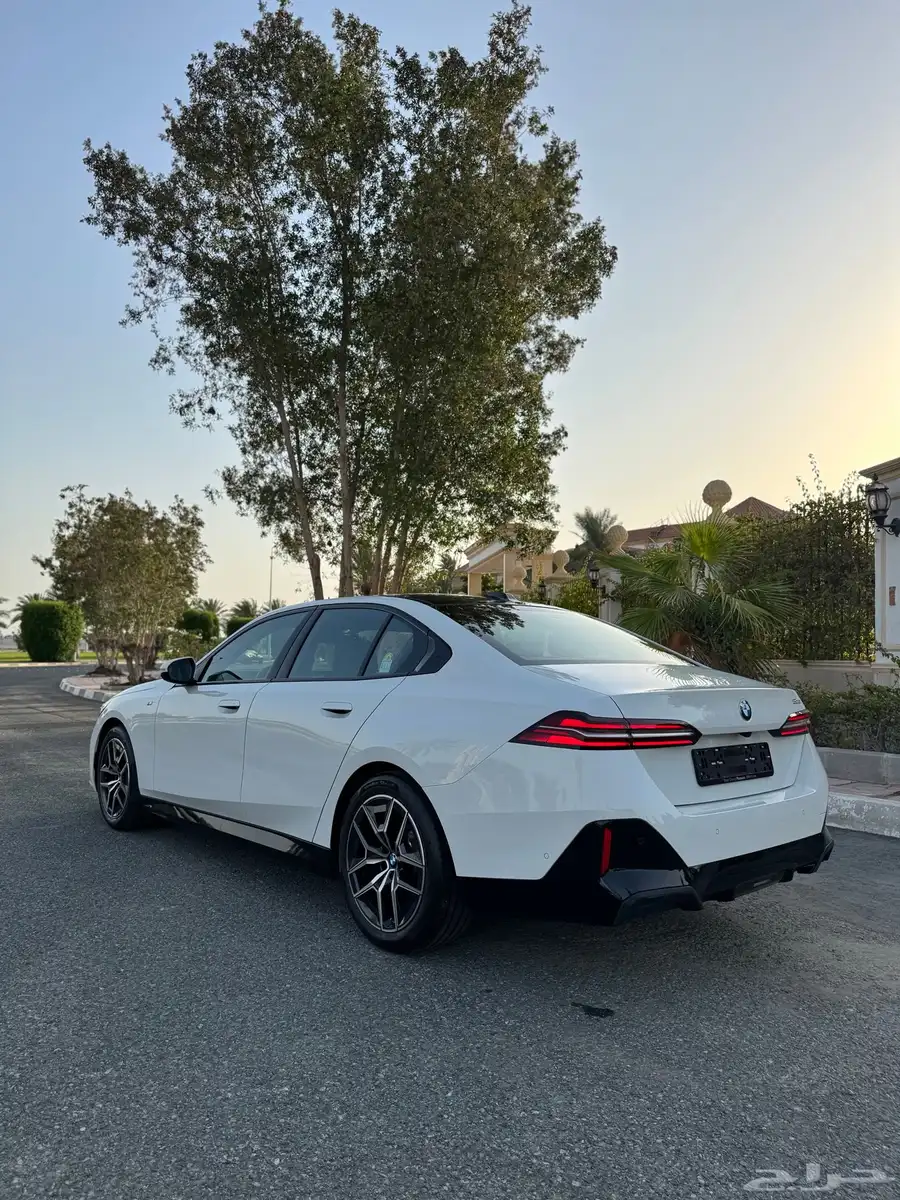 2024 BMW 520i M Kit 4