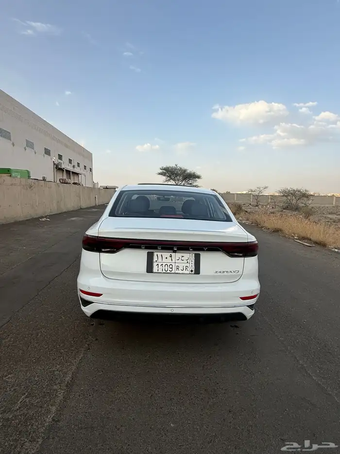 2023 جيلي فل كامل 5