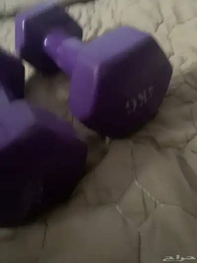اثقال 4kg ب حاله ممتازه مجموع الوزن8k 2