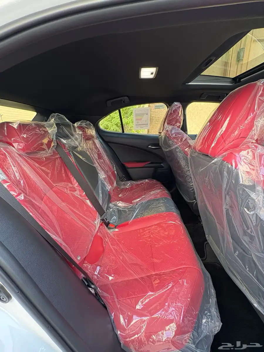لكزس جديد 2023 UX 200 F SPORT 14