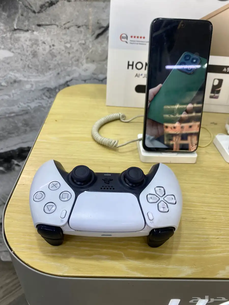 يد سوني 5 0