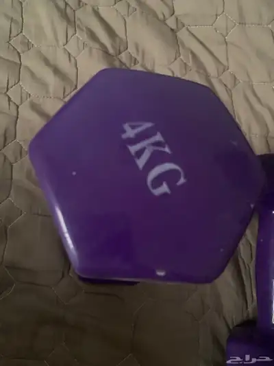 اثقال 4kg ب حاله ممتازه مجموع الوزن8k 1