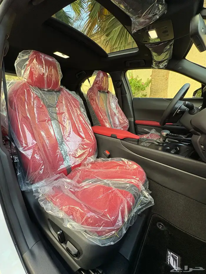 لكزس جديد 2023 UX 200 F SPORT 12