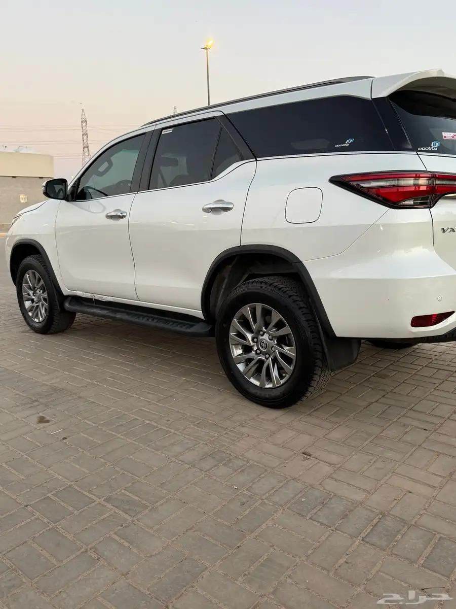 فورشنر 2024 ديزل 2800 بدون رادار 4