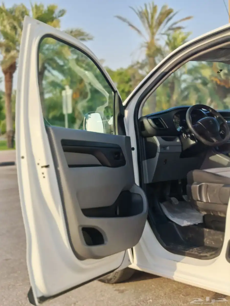 باص فان بيجو اكسبيرت ديزل بضاعه و ركاب ثلاجة 2018 29