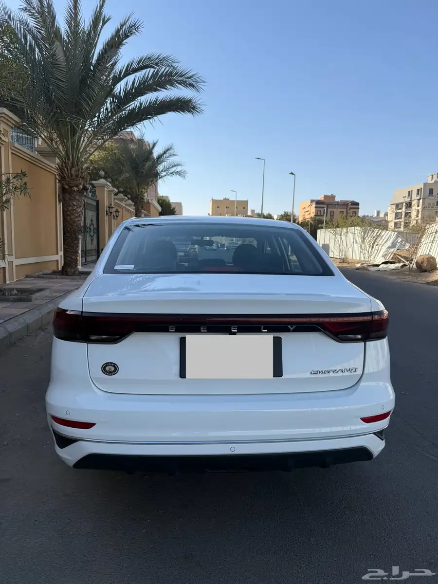 جيلي امجراند 7 بودي وكالة موديل 2023 فل كامل البيع 34500 9