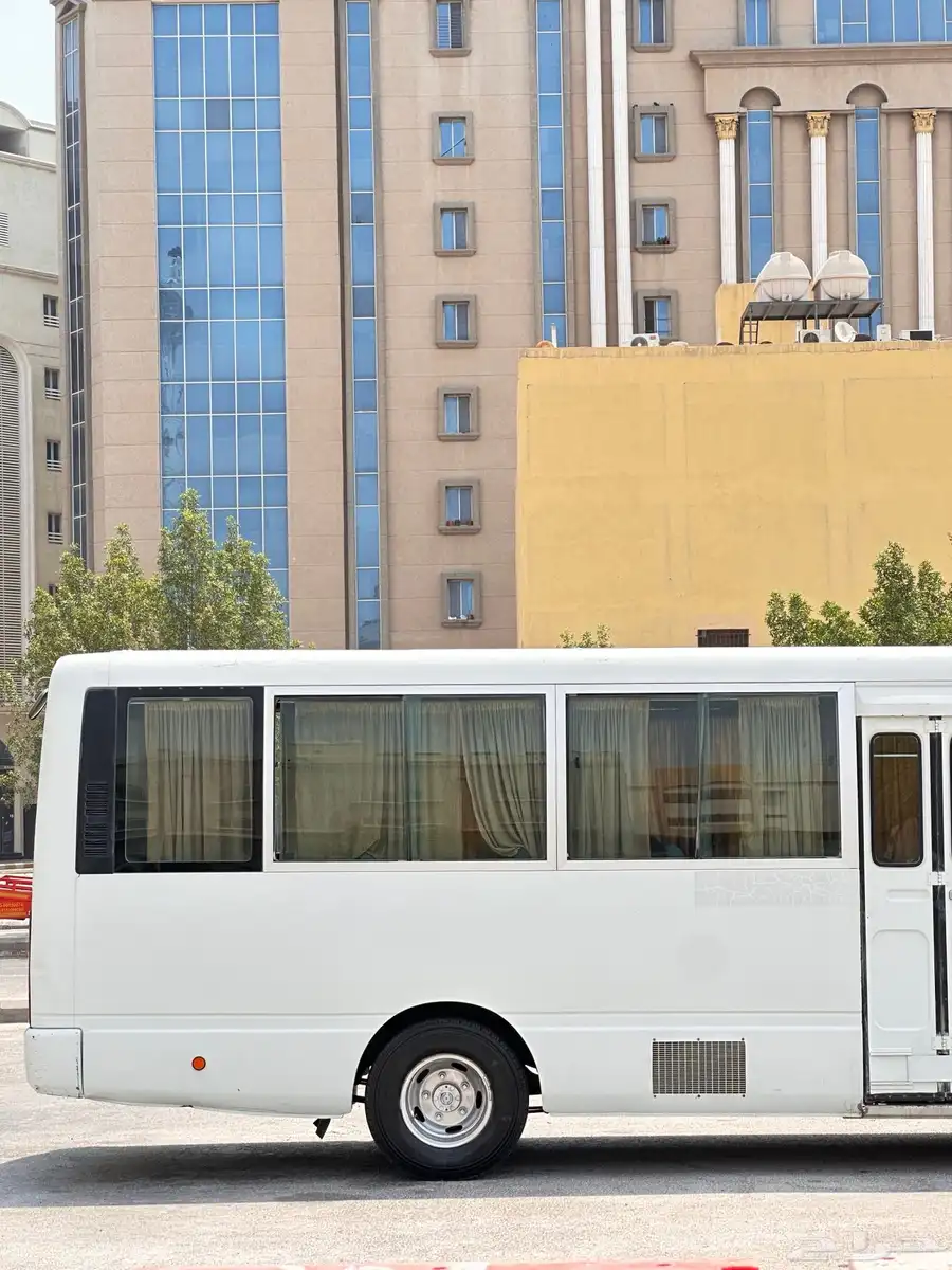 باص كوستر نيسان 30 راكب ديزل 2014 18