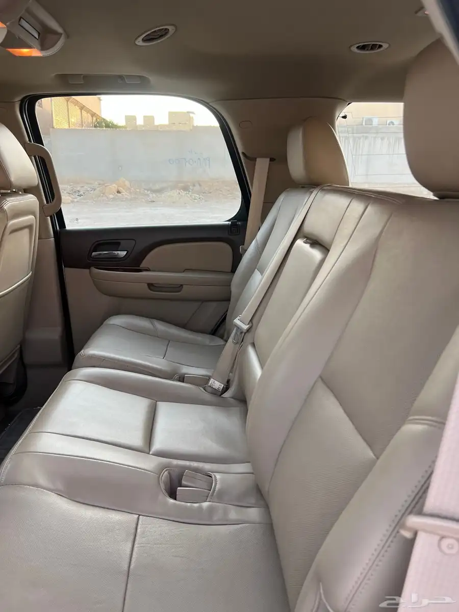 للبيع تاهو LTZ فل كامل دبل 2013 سعودي وكاله فتحه لؤلؤي 45