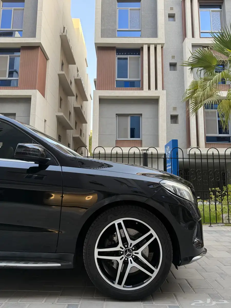 Mercedes GLE 500 AMG kit مخزن 2016 12