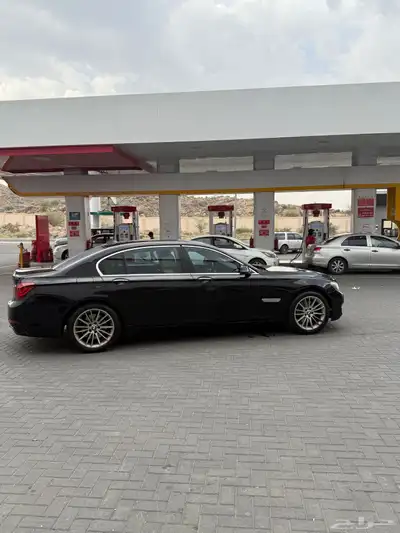 بي ام دبليو 730 4